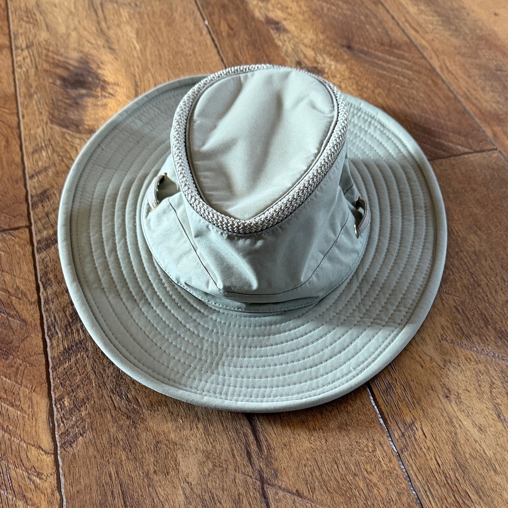 Tilley Airflow Hat 6 7/8 Beige Khaki